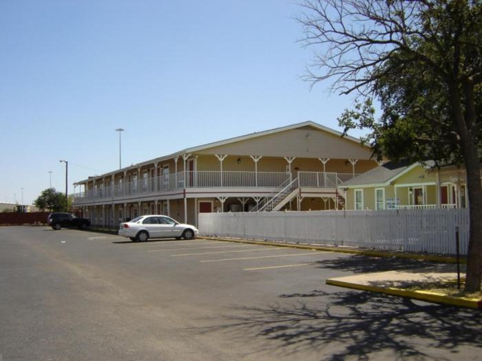 Victorian Inn ميدلاند المظهر الخارجي الصورة